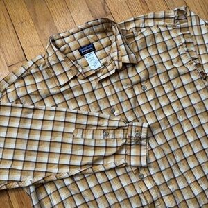 Patagonia Mens Yellow Plaid Button Up Shirt XL Organic Cotton Long Sleeve